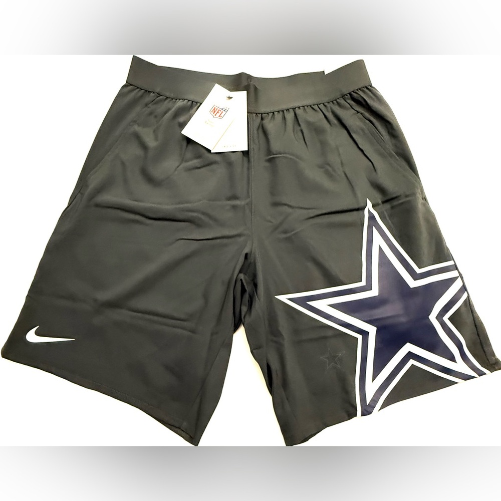 Nike NFL Team Apparel DriFit Dallas Cowboys Men’s Front Pocketed Shorts w/$50tag